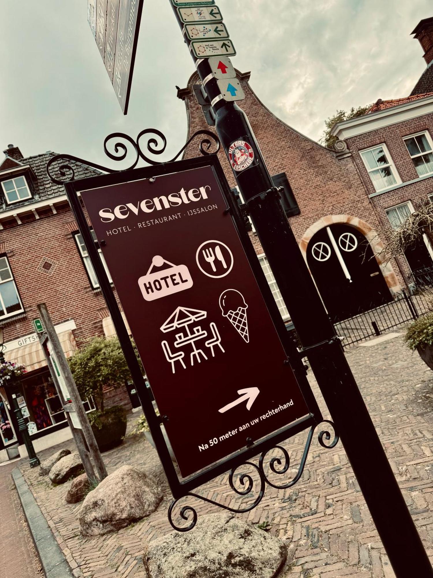 Sevenster Delden Hotel Bagian luar foto