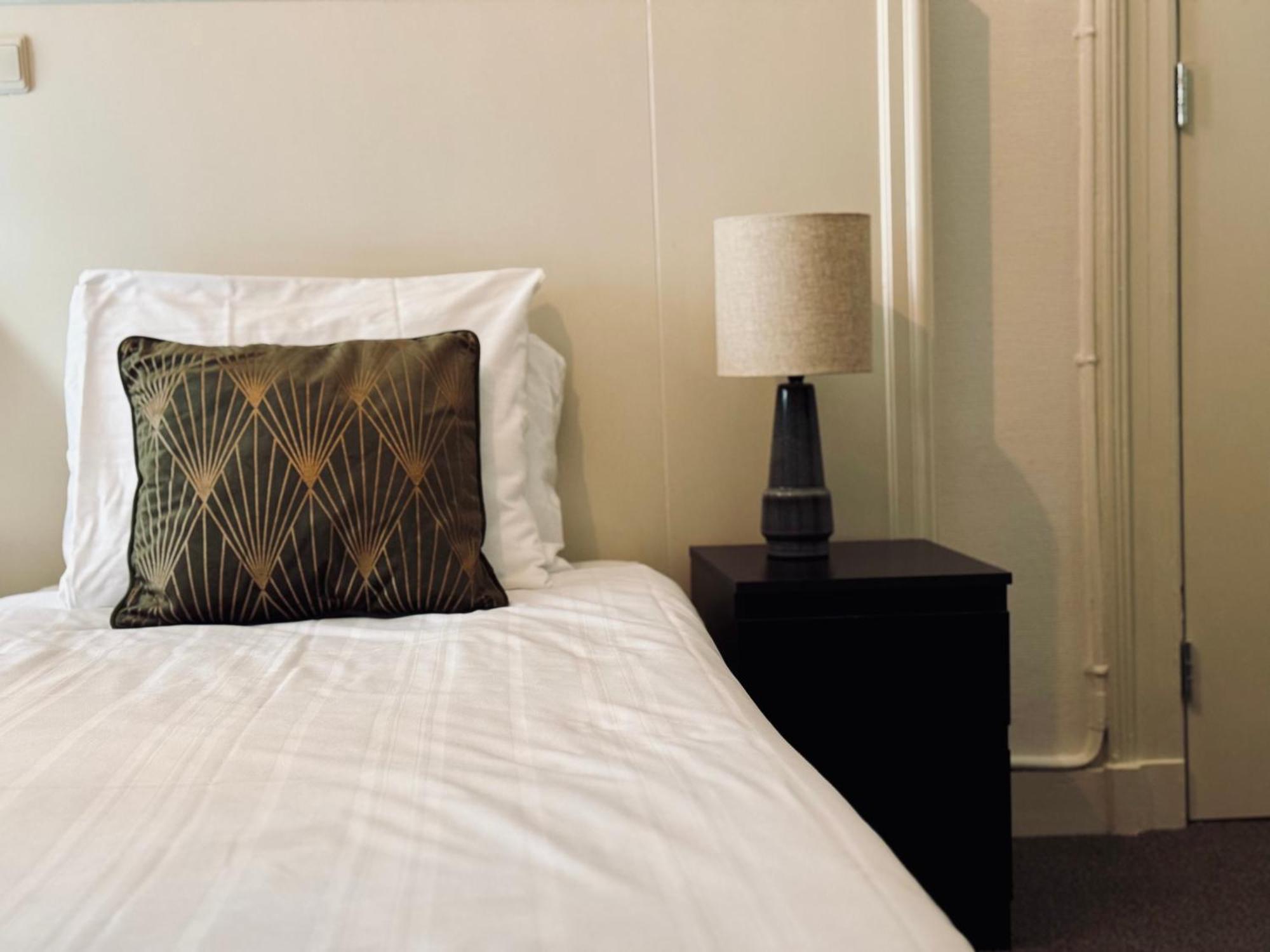 Sevenster Delden Hotel Bagian luar foto
